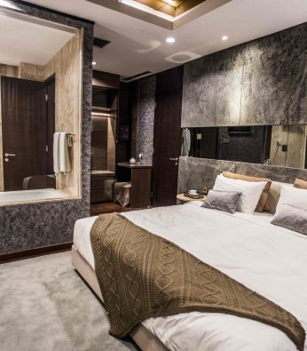 Lavish Marketing Gallery - Room 5 - 5